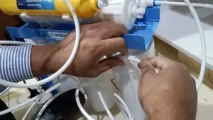 خطوات تركيب خلاط المياه بطريقة صحيحة وآمنة